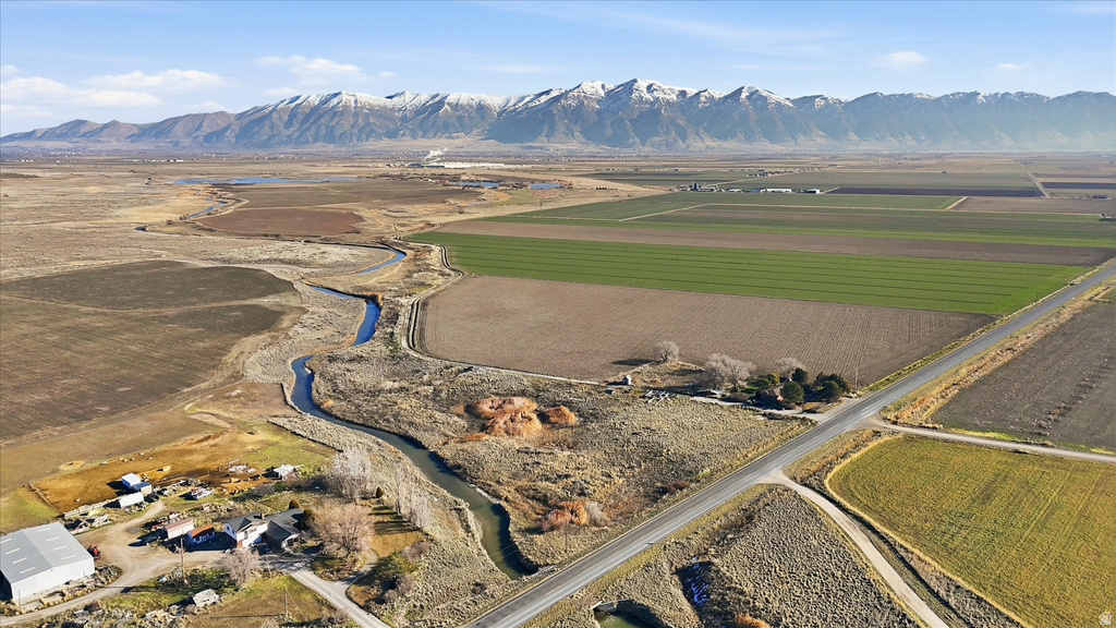 8478 W HIGHWAY 83 Corinne, UT 84307