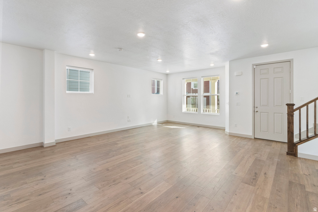 11576 S DORIAN DR South Jordan, UT 84009