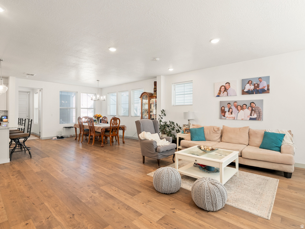 11576 S DORIAN DR South Jordan, UT 84009