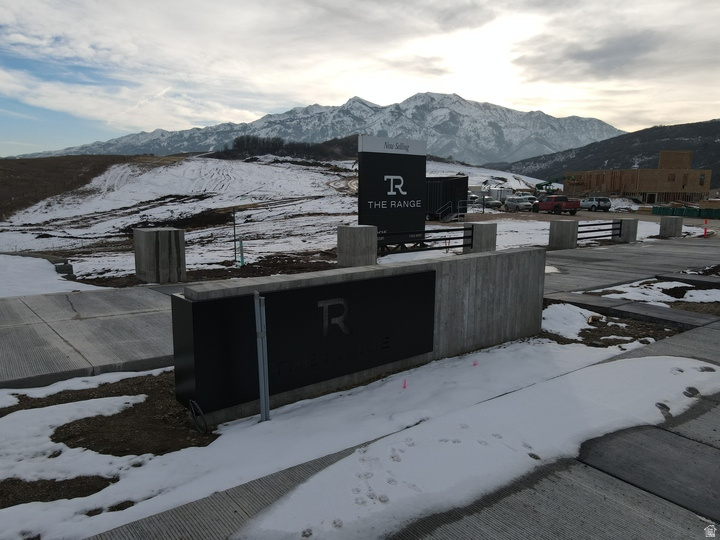 6793 N 5200 W Mountain Green, UT 84050