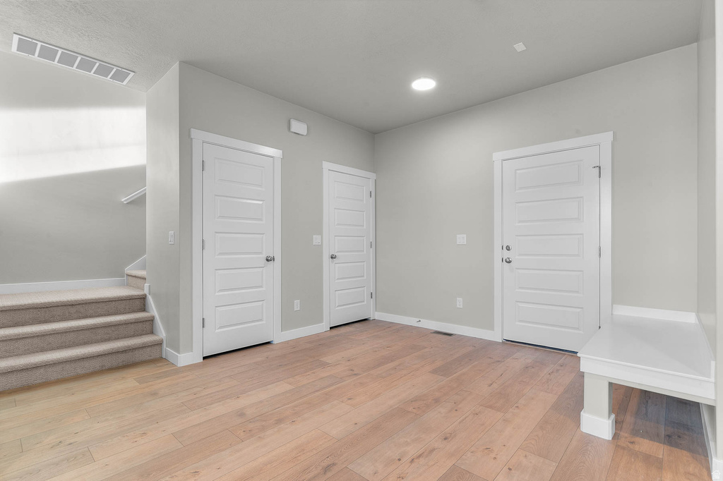 7253 S CAMPION DR West Jordan, UT 84081