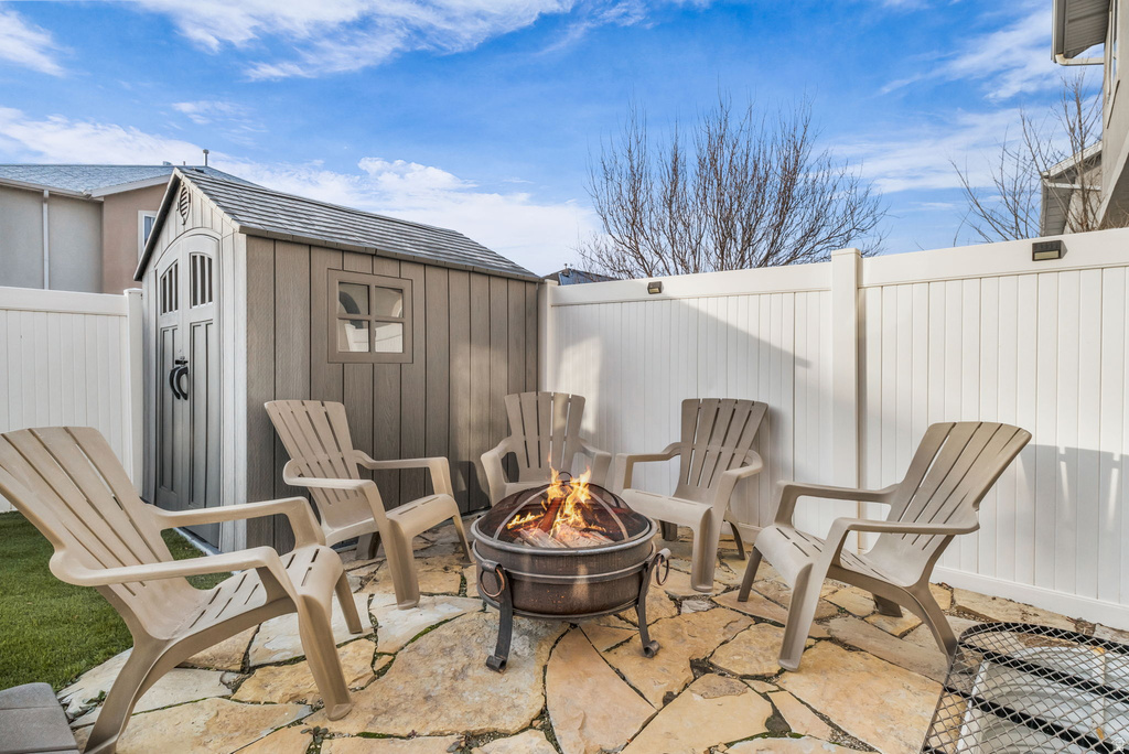 3151 W DAVENCOURT LOOP Lehi, UT 84048