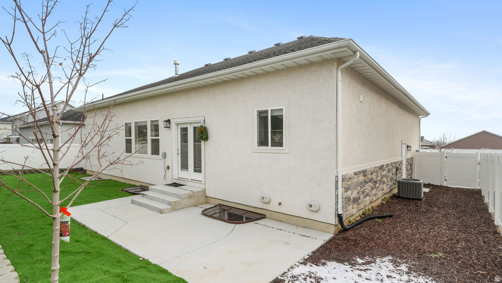 9534 S OAKESON CT South Jordan, UT 84095