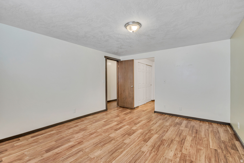 8136 S COTTONWOOD CIR Sandy, UT 84094