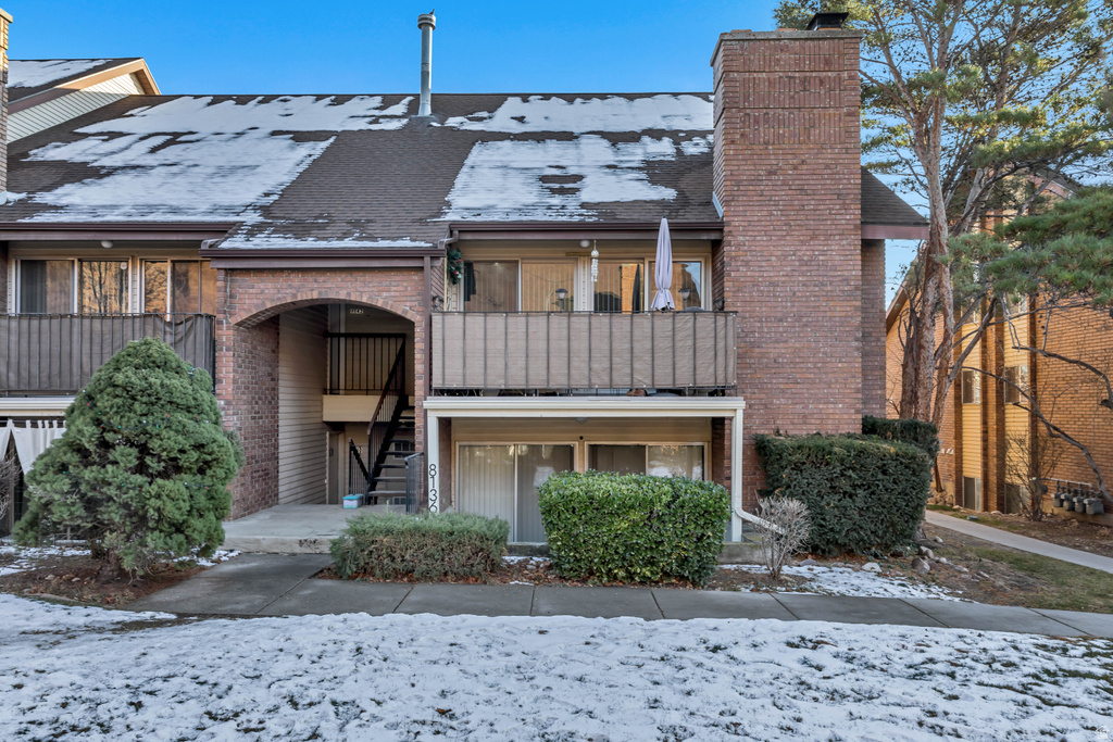 8136 S COTTONWOOD CIR Sandy, UT 84094