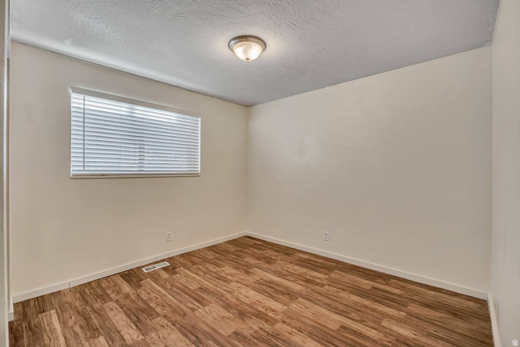 8136 S COTTONWOOD CIR Sandy, UT 84094