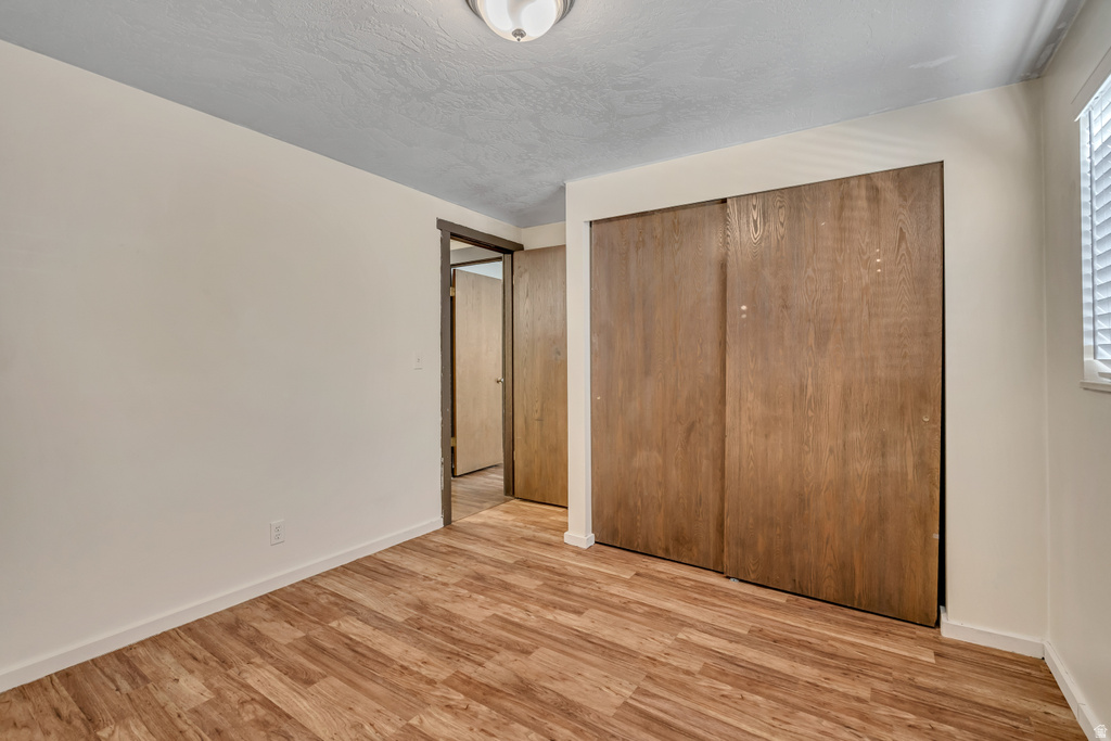 8136 S COTTONWOOD CIR Sandy, UT 84094