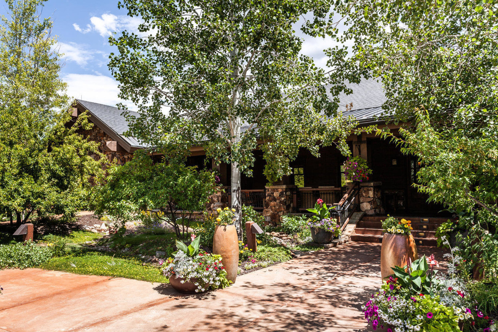 8175  GLENWILD DR Park City, UT 84098