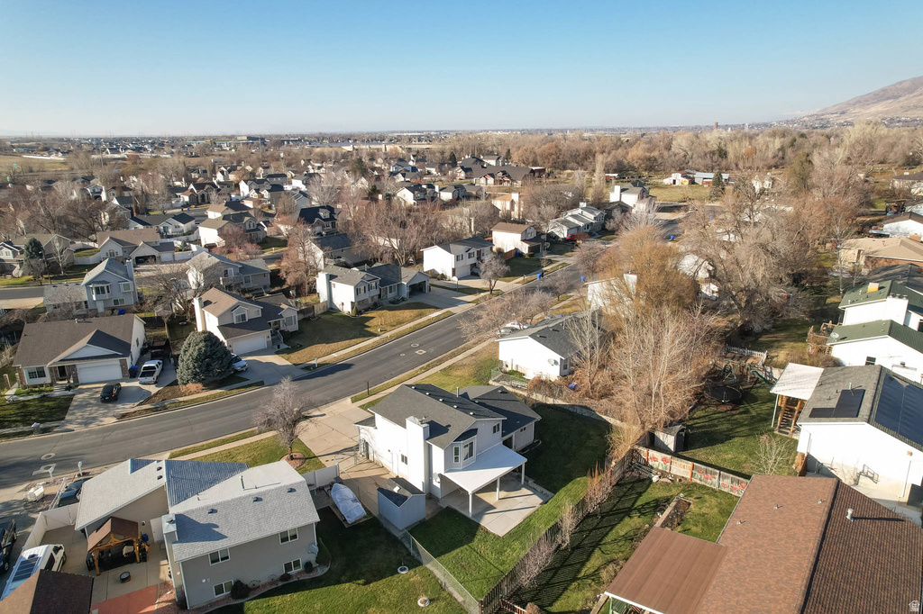 1243 S CANNON DR Farmington, UT 84025