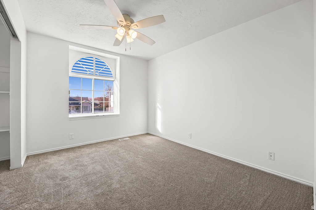 1243 S CANNON DR Farmington, UT 84025