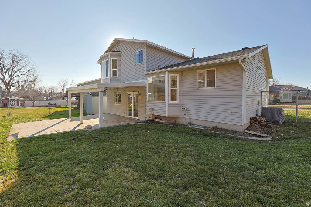 1243 S CANNON DR Farmington, UT 84025