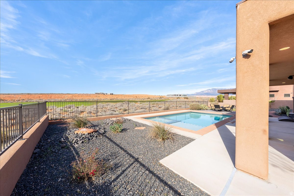 3208 S SAND STONE DR Hurricane, UT 84737