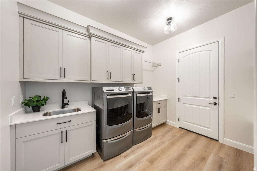 3208 S SAND STONE DR Hurricane, UT 84737