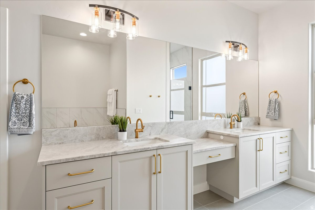 3208 S SAND STONE DR Hurricane, UT 84737