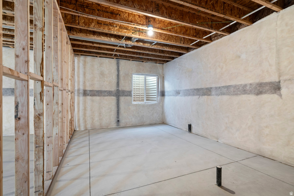 799 W HALVORSEN PKWY Saratoga Springs, UT 84045