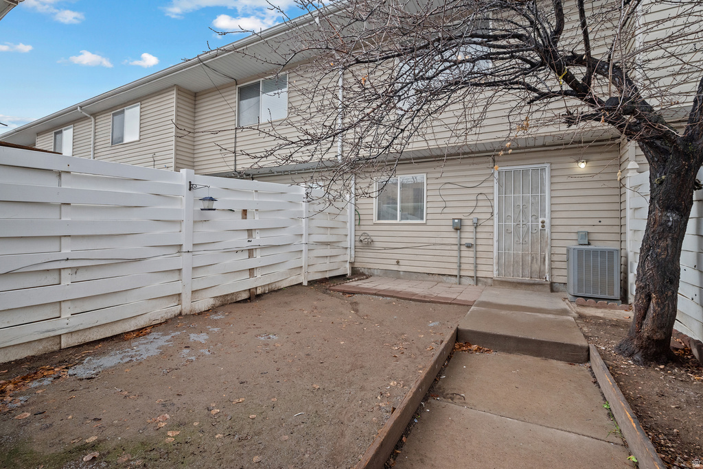 2713 S CENTERBROOK DR West Valley City, UT 84119