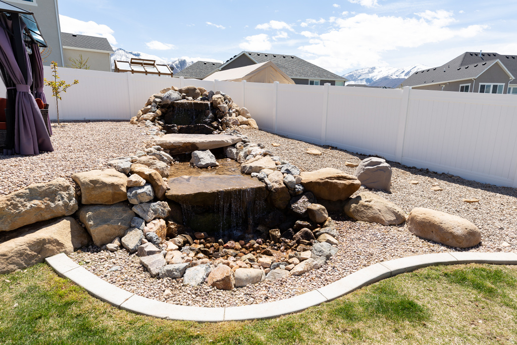 343 W DEER CREEK TRL Salem, UT 84653