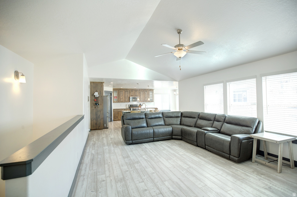 343 W DEER CREEK TRL Salem, UT 84653