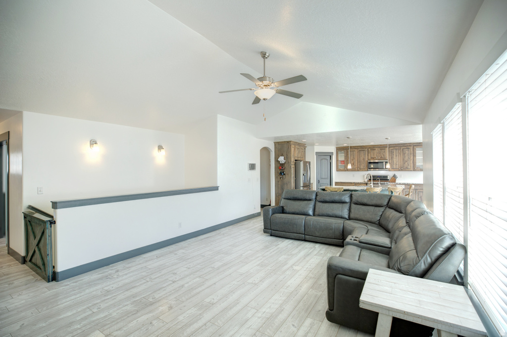 343 W DEER CREEK TRL Salem, UT 84653