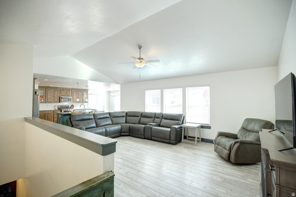 343 W DEER CREEK TRL Salem, UT 84653