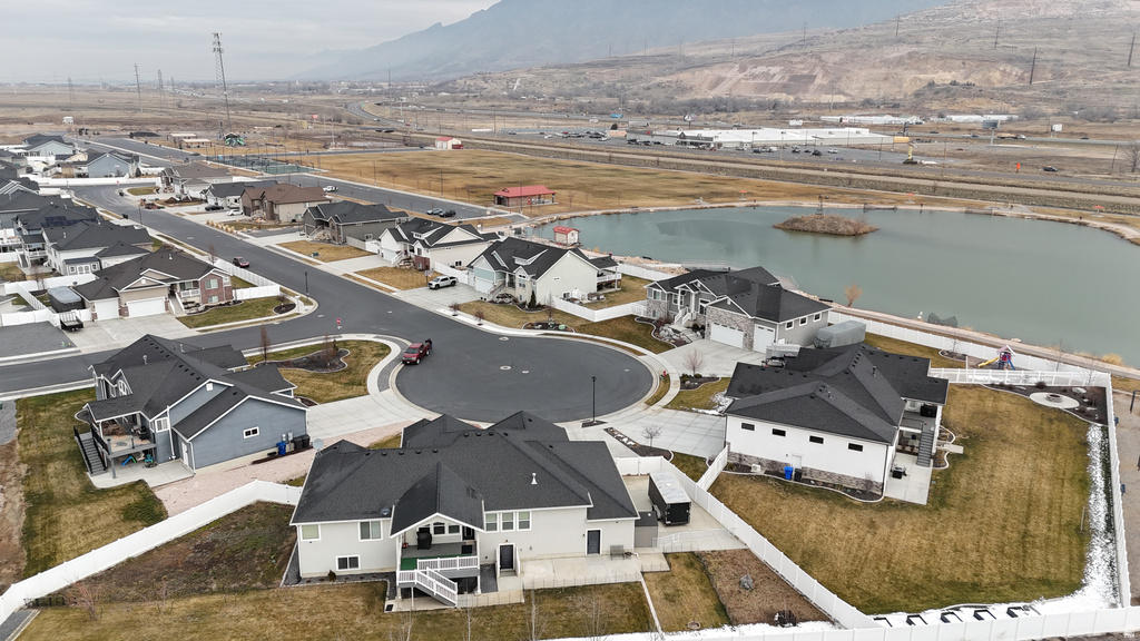 3785 N 2525 W Farr West, UT 84404