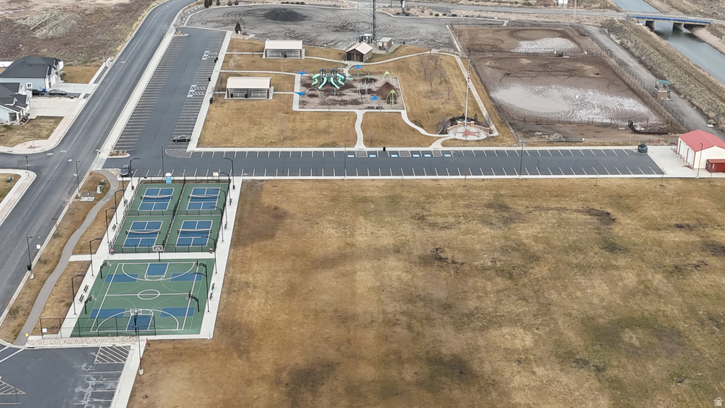 3785 N 2525 W Farr West, UT 84404