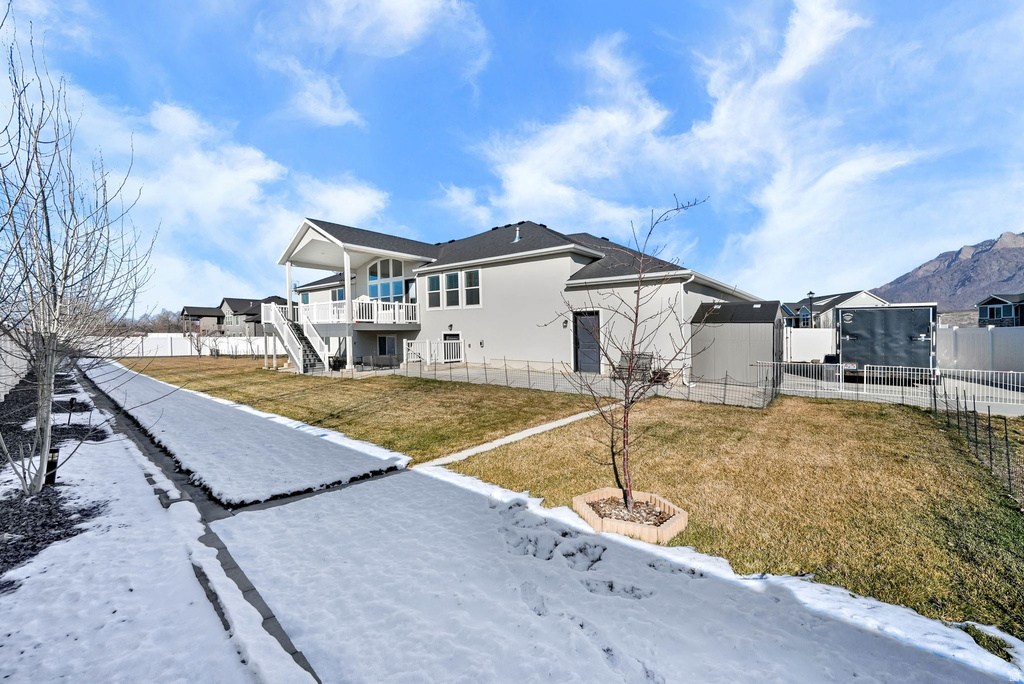 3785 N 2525 W Farr West, UT 84404