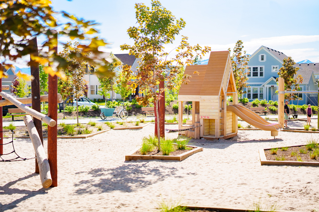 7111 W DOCKSIDER South Jordan, UT 84009