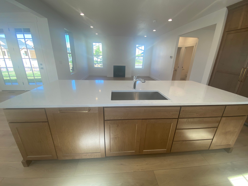 7111 W DOCKSIDER South Jordan, UT 84009