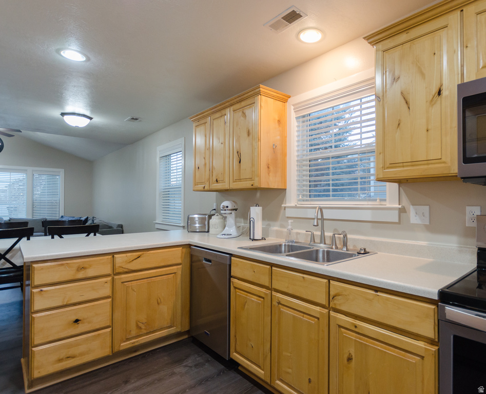 124 E ANDREWS LN Providence, UT 84332