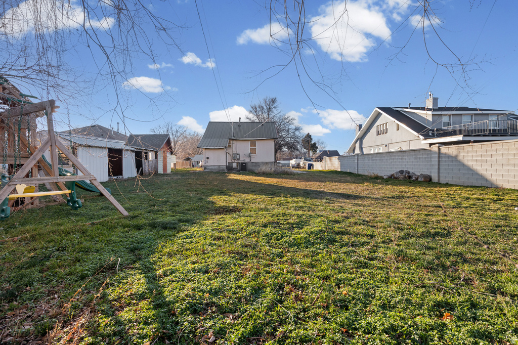 2733 S 8650 W Magna, UT 84044