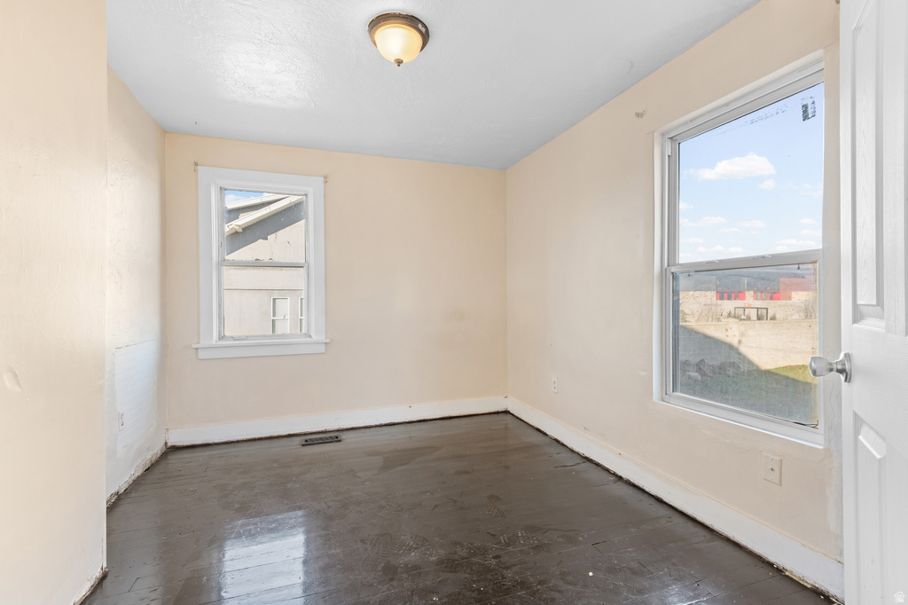 2733 S 8650 W Magna, UT 84044