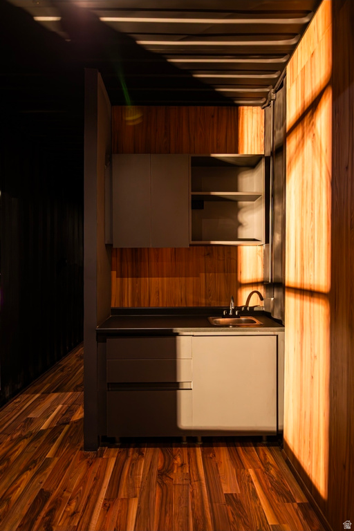 202 S DOUGLAS ST Ogden, UT 84404