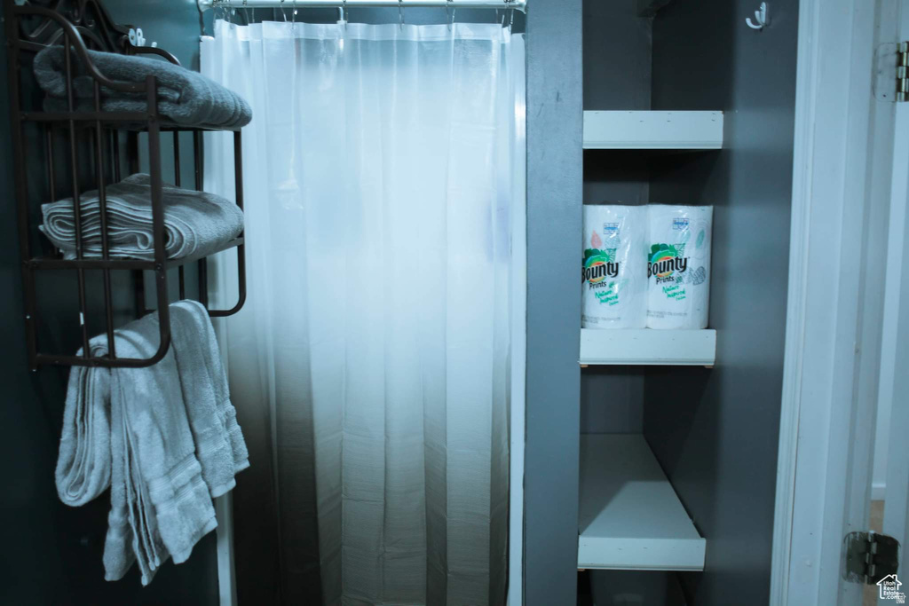 7529 S SPRINGBROOK DR West Jordan, UT 84084