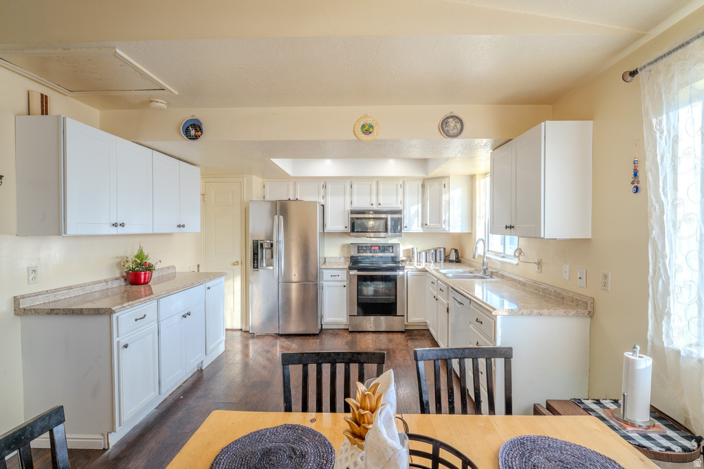 7529 S SPRINGBROOK DR West Jordan, UT 84084