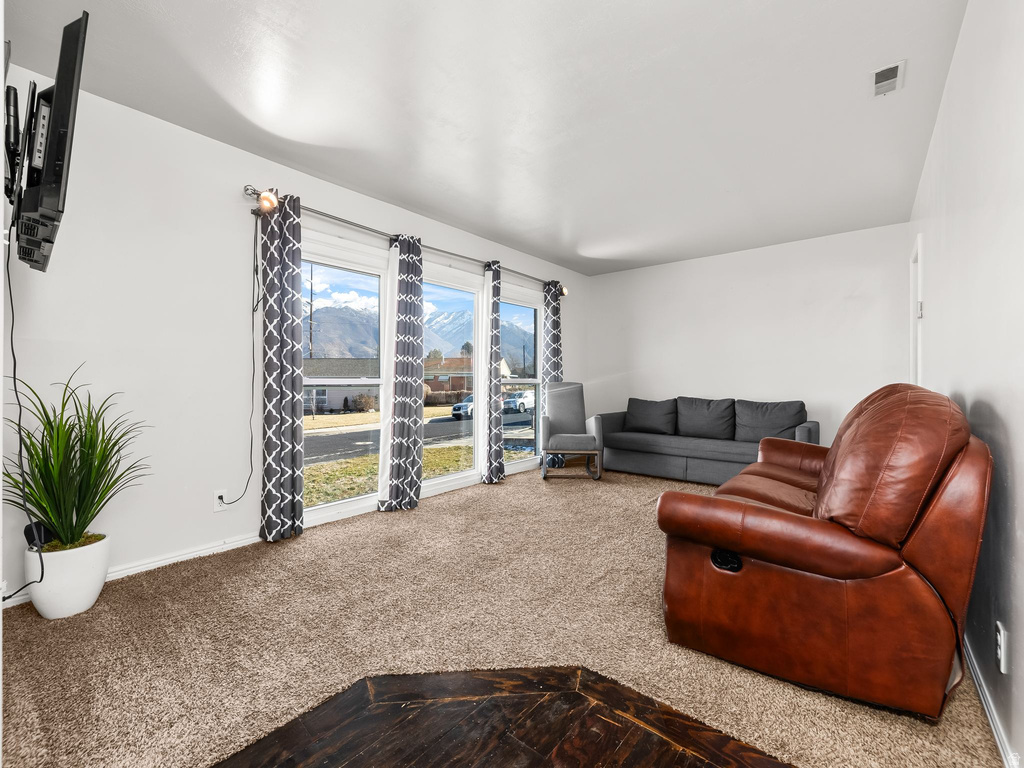 5123 S 550 W Washington Terrace, UT 84405