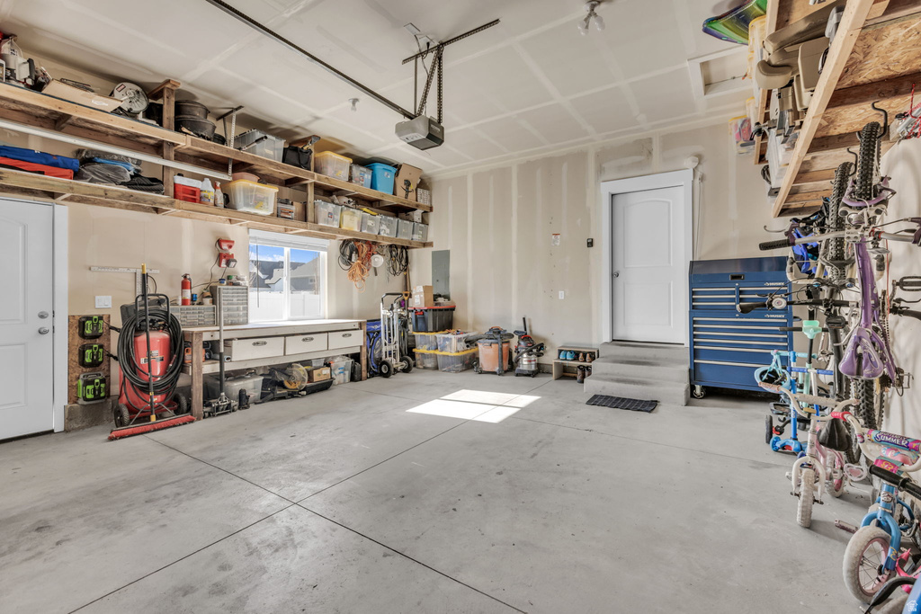 141 N PINNACLE AVE Mapleton, UT 84664