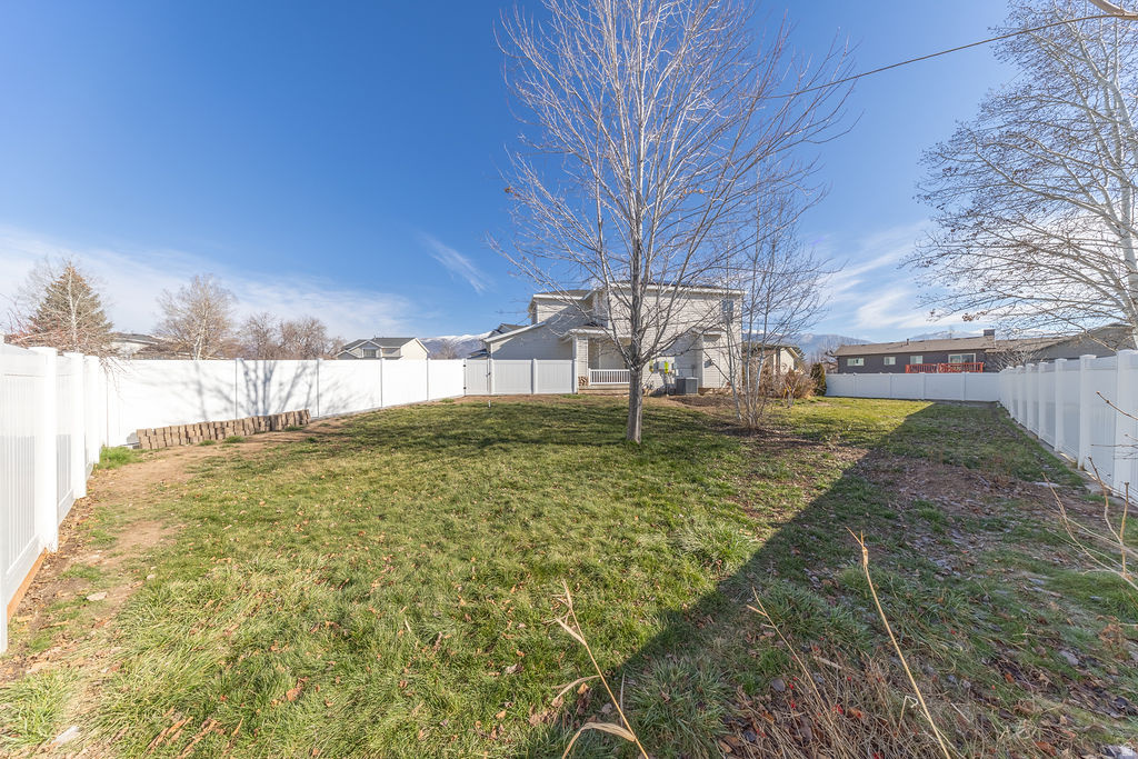 810 S 175 E Layton, UT 84041