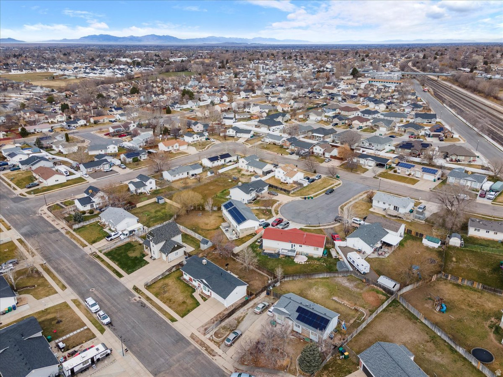 64 N 250 W Clearfield, UT 84015