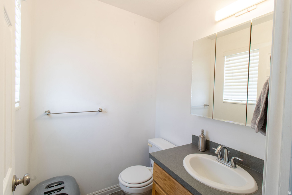 64 N 250 W Clearfield, UT 84015