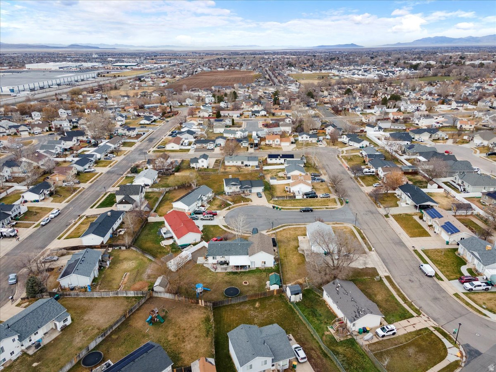 64 N 250 W Clearfield, UT 84015