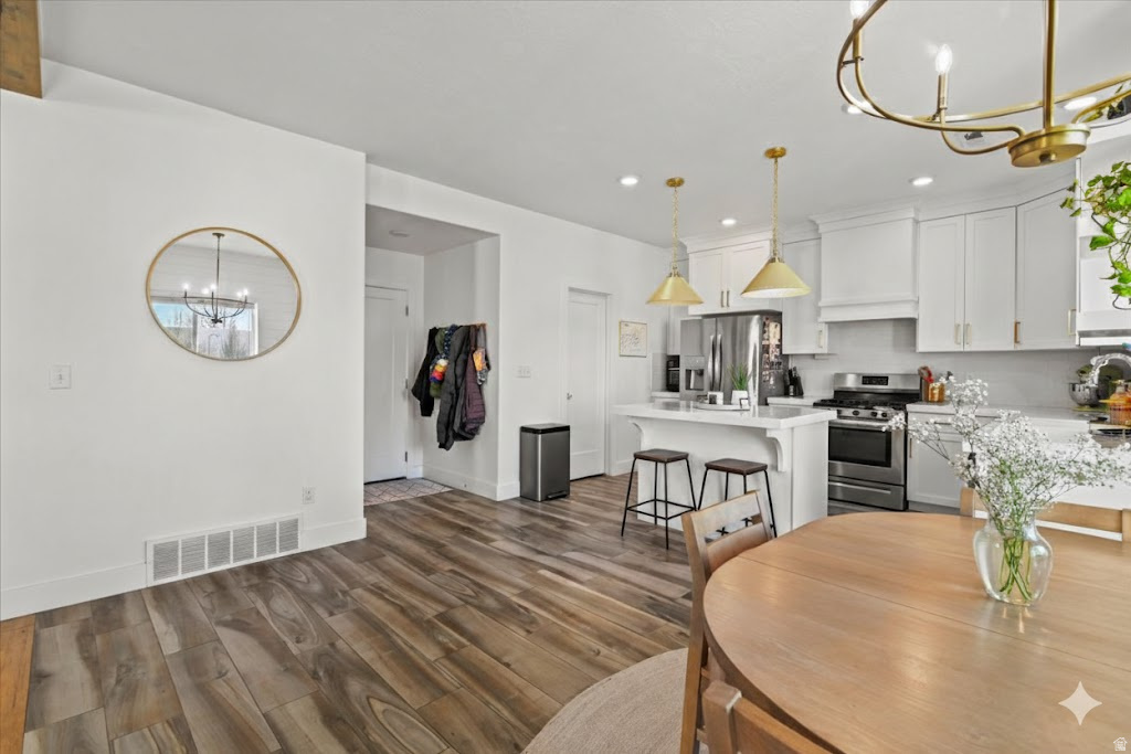 89 N 800 W Springville, UT 84663