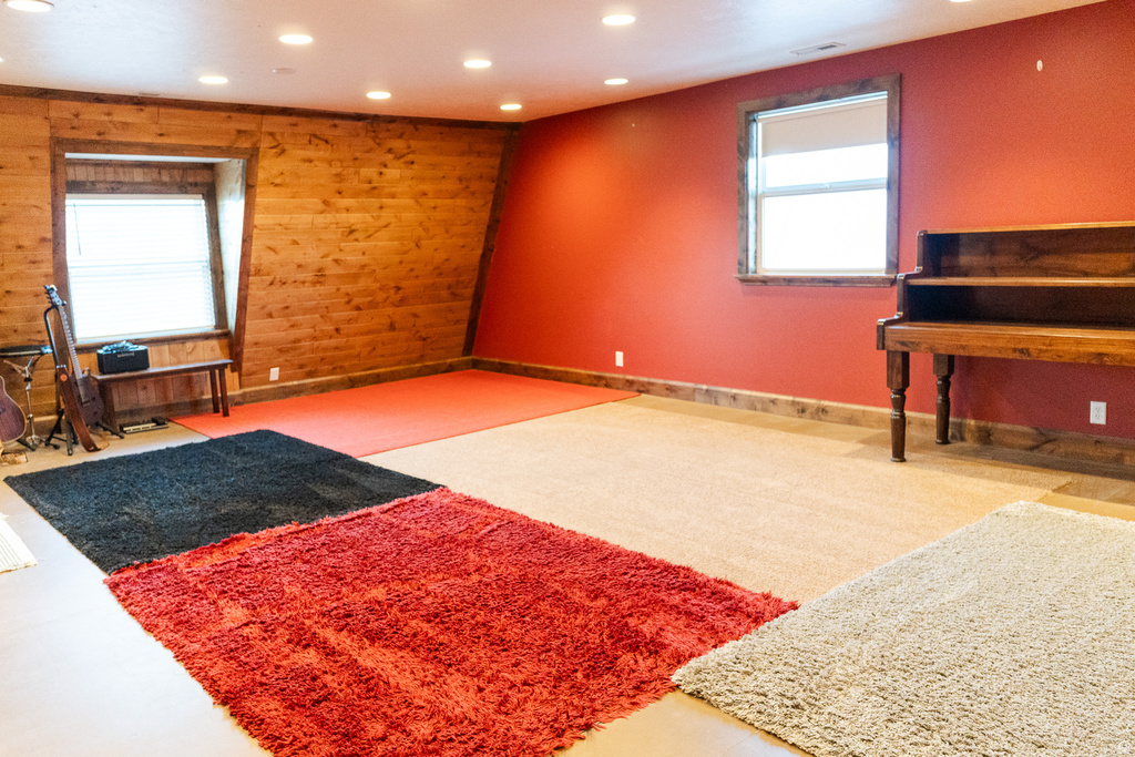 6061 S DEE PARK DR Taylorsville, UT 84129