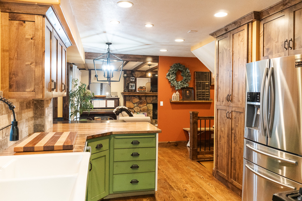 6061 S DEE PARK DR Taylorsville, UT 84129