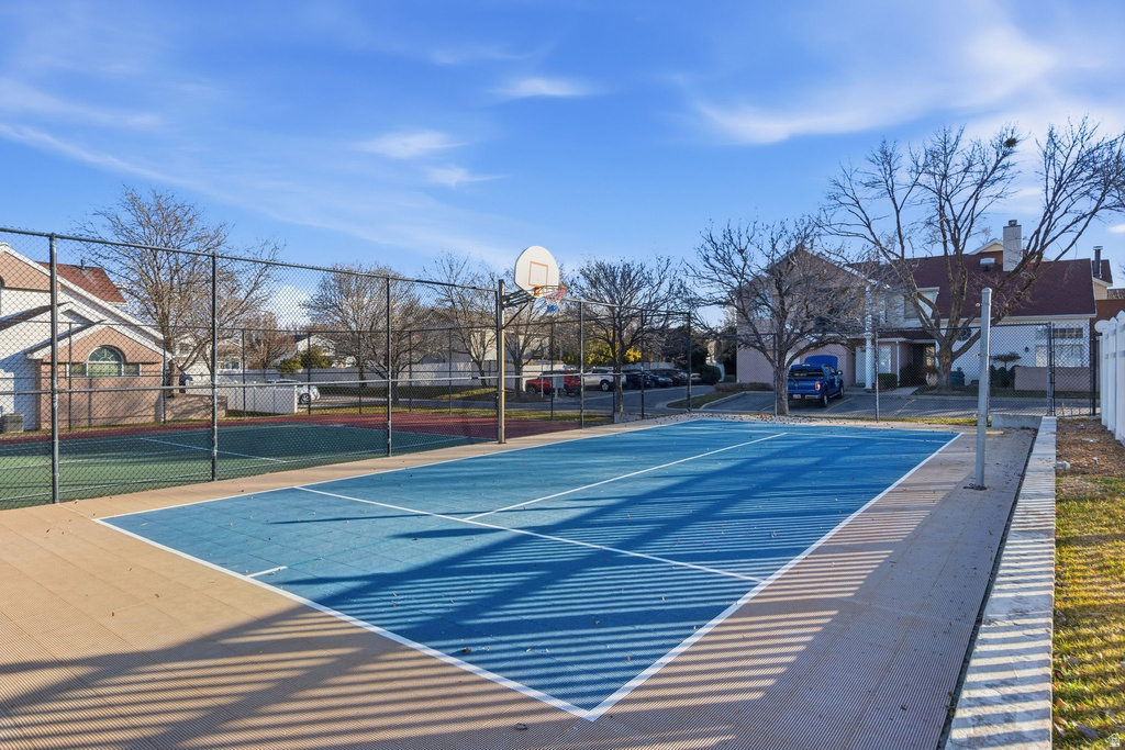 5456 S LIGHTHOUSE RD #52 Taylorsville, UT 84123