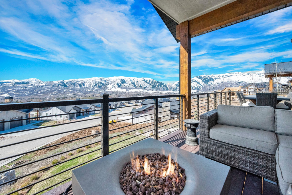 4377 N SEVEN BRIDGES RD #210 Eden, UT 84310