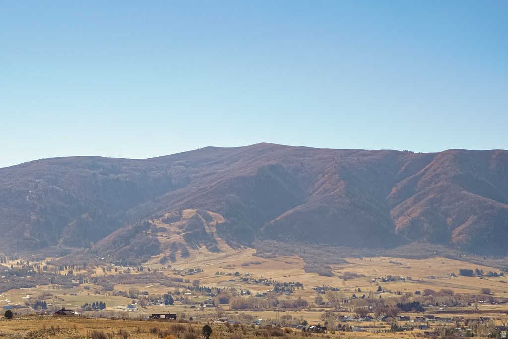 4377 N SEVEN BRIDGES RD #210 Eden, UT 84310