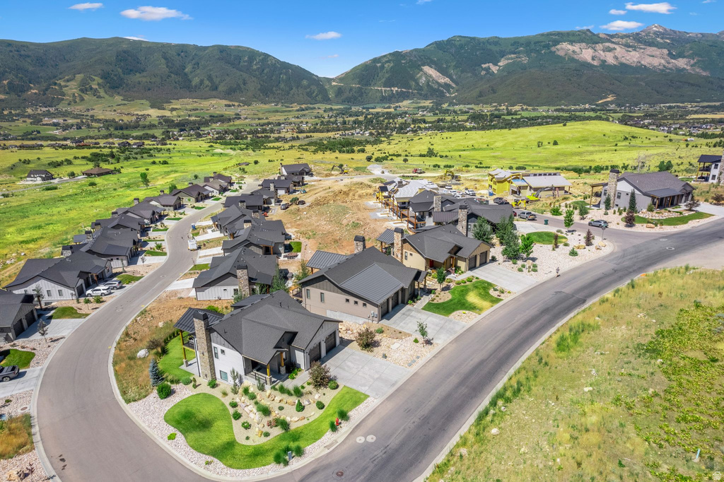 4377 N SEVEN BRIDGES RD #210 Eden, UT 84310