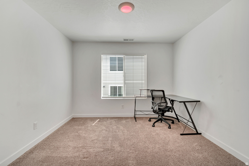 653 W BANNER DR Grantsville, UT 84029