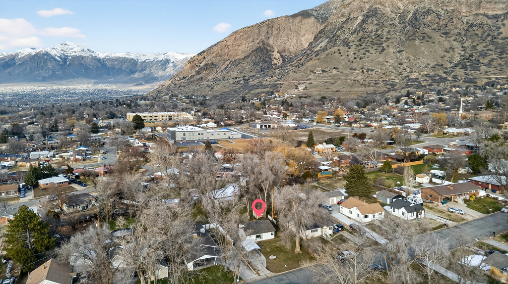 1090 HARROP ST Ogden, UT 84404